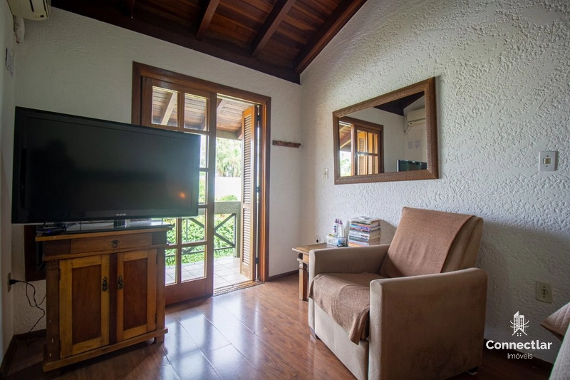CASA EM CONDOMINIO FECHADO EM IPANEMA: 11ª foto da galeria de imagens do imóvel