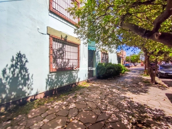 Apartamento de 2 dormitórios com pátio e vaga de garagem — São Geraldo