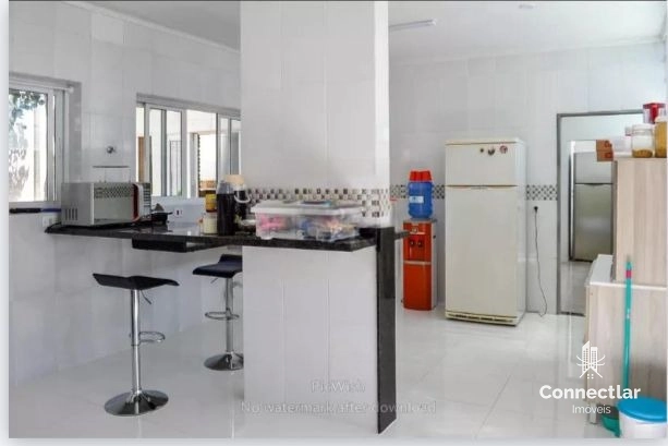 CASA AMPLA NO BAIRRO MENINO DEUS: 8ª foto da galeria de imagens do imóvel