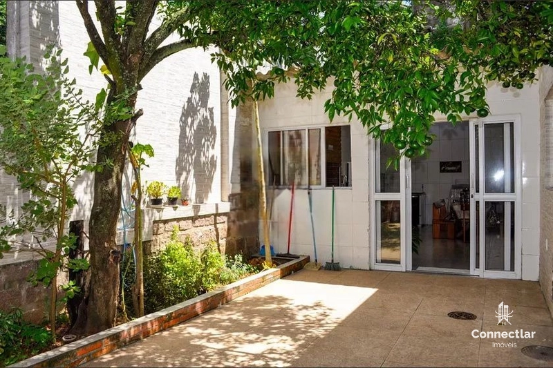 CASA AMPLA NO BAIRRO MENINO DEUS: 11ª foto da galeria de imagens do imóvel