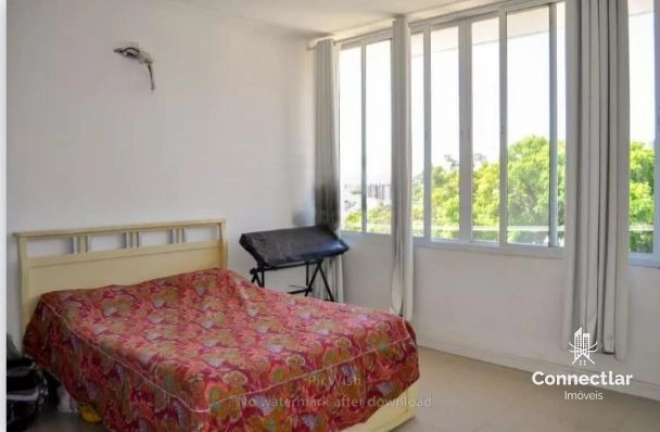 CASA AMPLA NO BAIRRO MENINO DEUS: 3ª foto da galeria de imagens do imóvel