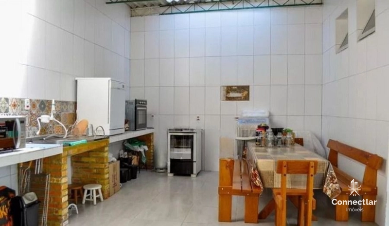 CASA AMPLA NO BAIRRO MENINO DEUS: 15ª foto da galeria de imagens do imóvel