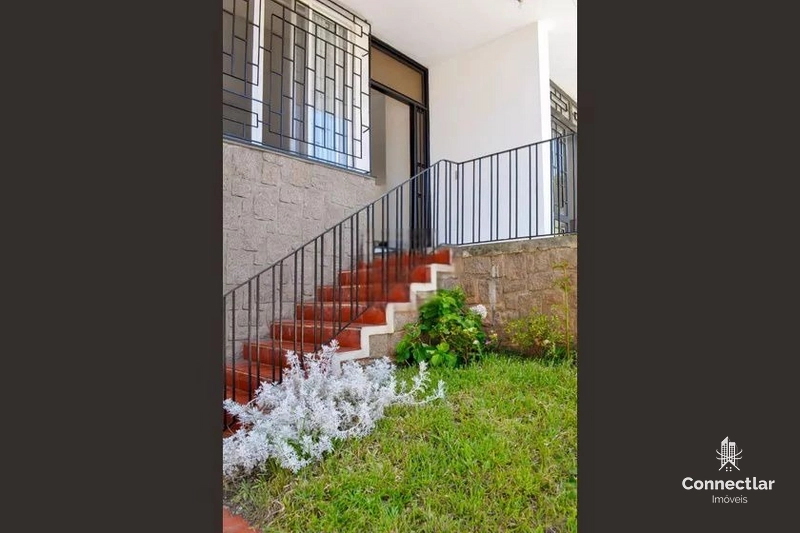 CASA AMPLA NO BAIRRO MENINO DEUS: 12ª foto da galeria de imagens do imóvel