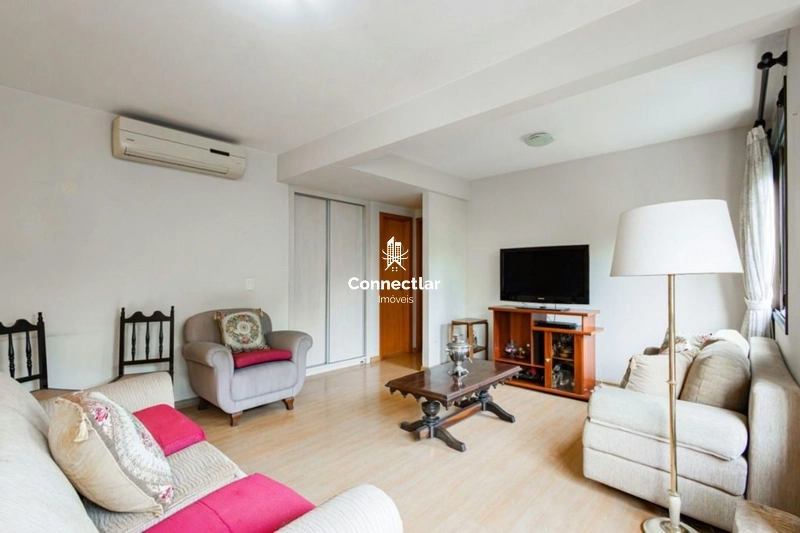 Oportunidade em Petrópolis: living com churrasqueira e 2 vagas coberta: 23ª foto da galeria de imagens do imóvel