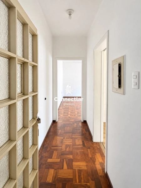 Apartamento de 3 dormitórios à venda no bairro Petrópolis: 2ª foto da galeria de imagens do imóvel