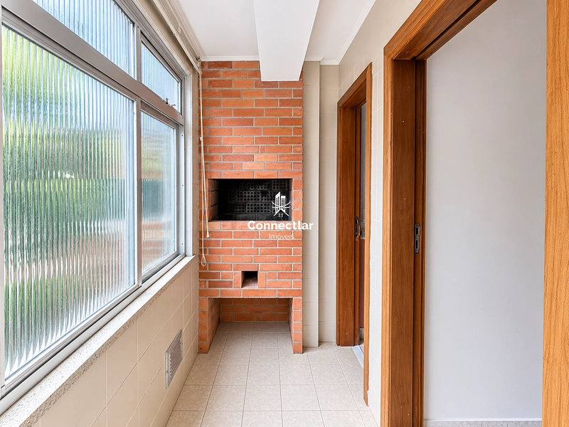Apartamento 2 Dormitórios com Lareira, Churrasqueira e Vaga: 10ª foto da galeria de imagens do imóvel