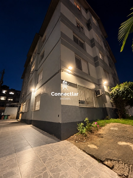Apartamento reformado à venda no bairro Rubem Berta – Porto Alegre: 1ª foto da galeria de imagens do imóvel
