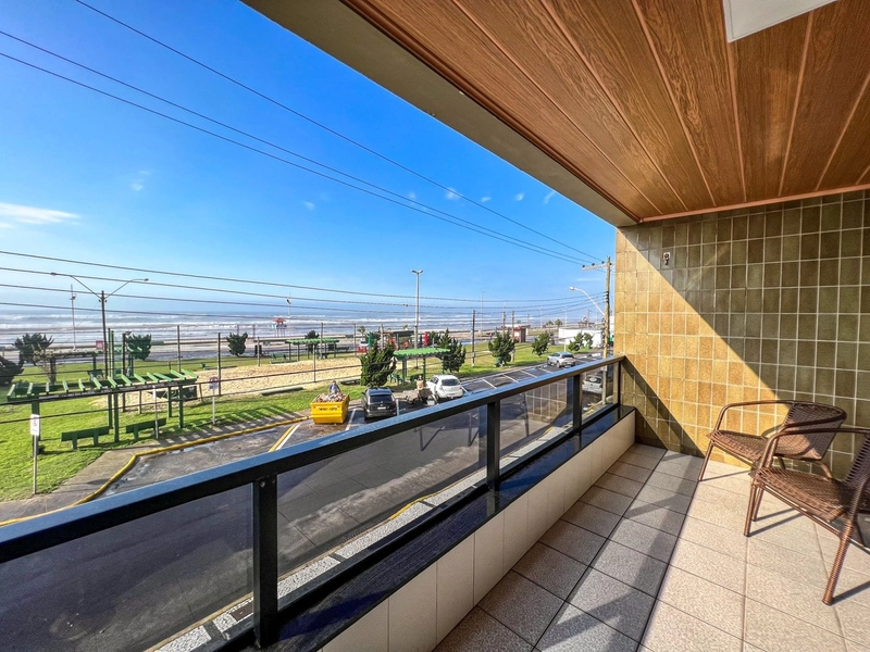 APARTAMENTO AMPLO A BEIRA MAR DE CAPÃO DA CANOA: 1ª foto da galeria de imagens do imóvel