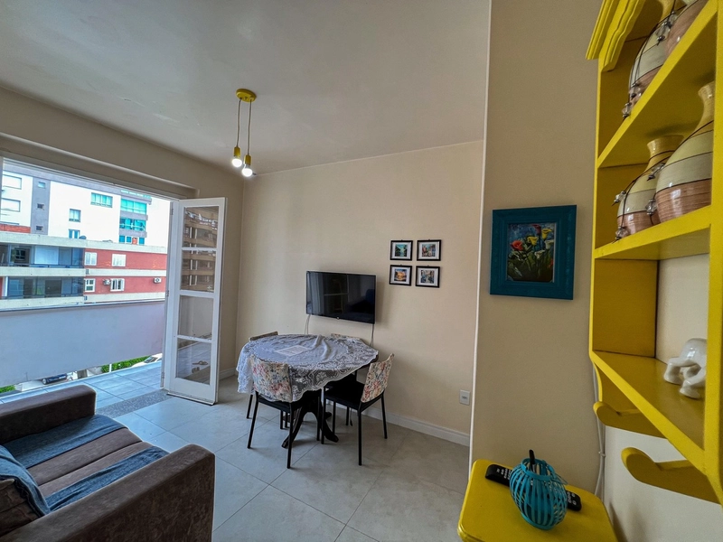 APARTAMENTO COM SACADA DE FRENTE COM VISTA PARA O MAR: 3ª foto da galeria de imagens do imóvel