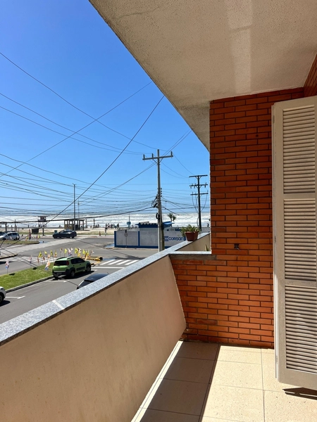 APARTAMENTO COM SACADA DE FRENTE COM VISTA PARA O MAR: 1ª foto da galeria de imagens do imóvel