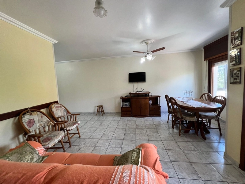 APARTAMENTO COM 3 DORMITÓRIOS EM FRENTE A PRAÇA FLÁVIO BOIANOVSLI: 3ª foto da galeria de imagens do imóvel