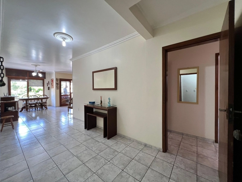 APARTAMENTO COM 3 DORMITÓRIOS EM FRENTE A PRAÇA FLÁVIO BOIANOVSLI: 6ª foto da galeria de imagens do imóvel