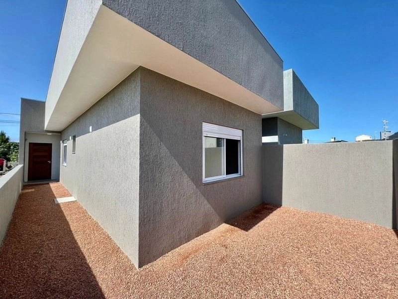 Casa de 2 dormitórios bem localizada: 2ª foto da galeria de imagens do imóvel
