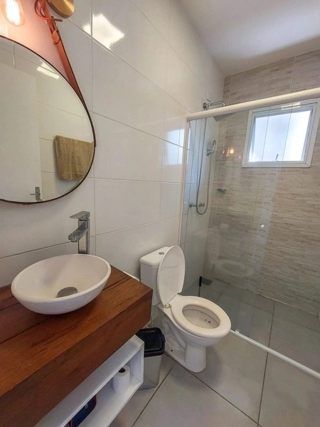CASA ENCANTADORA COM PISCINA!: 3ª foto da galeria de imagens do imóvel