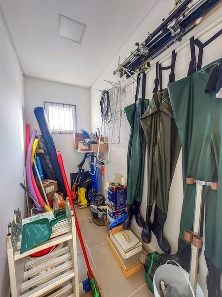 CASA ENCANTADORA COM PISCINA!: 14ª foto da galeria de imagens do imóvel