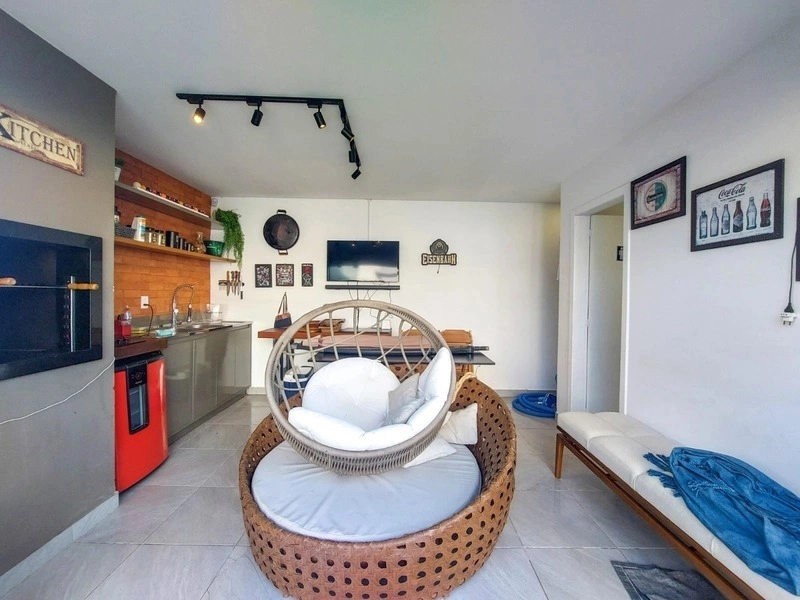 CASA ENCANTADORA COM PISCINA!: 6ª foto da galeria de imagens do imóvel