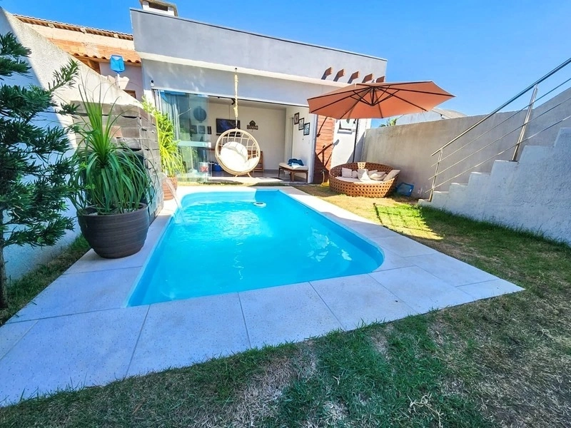 CASA ENCANTADORA COM PISCINA!: 13ª foto da galeria de imagens do imóvel