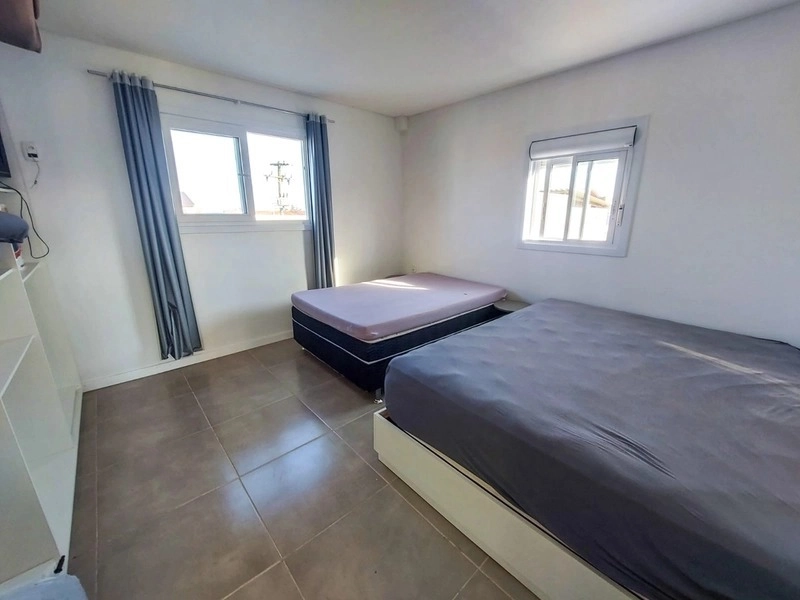 CASA ENCANTADORA COM PISCINA!: 15ª foto da galeria de imagens do imóvel