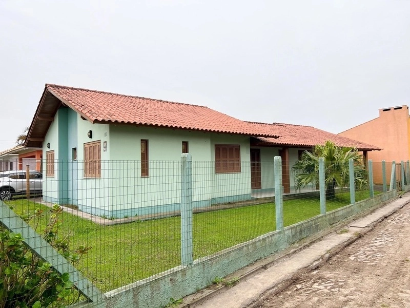Casa com 4 dormitórios na Jardim Beira Mar: 4ª foto da galeria de imagens do imóvel