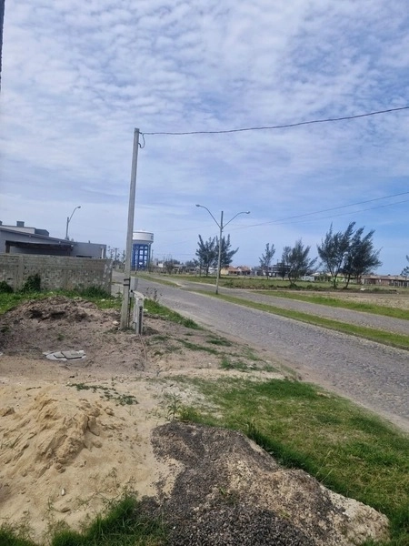 CASA EM CAPÃO DA CANOA - BAIRRO GUARANI: 3ª foto da galeria de imagens do imóvel