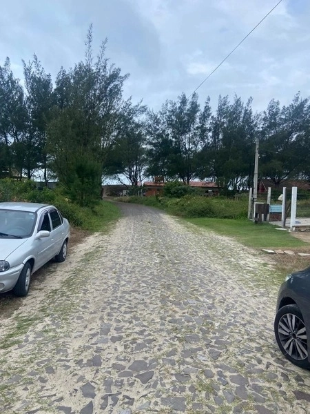 Casa com 2 dormitórios próxima a praia: 6ª foto da galeria de imagens do imóvel