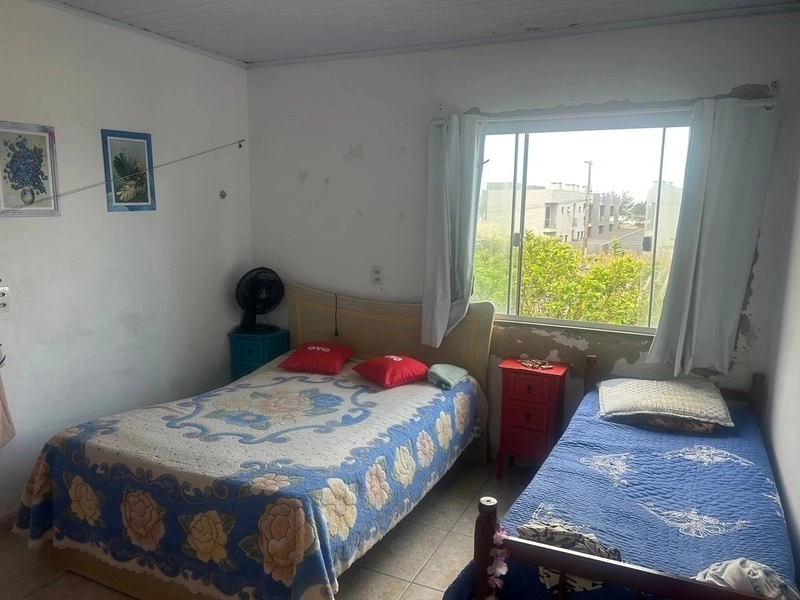 Lindo sobrado 4 dorm - a 150m da beira mar em Capão da Canoa: 4ª foto da galeria de imagens do imóvel