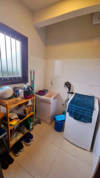 Lindo sobrado com 3 dormitórios no Bairro Guarani: 15ª foto da galeria de imagens do imóvel