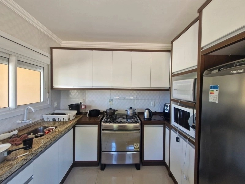 Casa com 3 dormitórios e vista para o mar no bairro Arco Íris: 10ª foto da galeria de imagens do imóvel