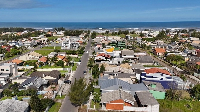 Casa aconchegante com 2 dormitórios com anexo: 2ª foto da galeria de imagens do imóvel