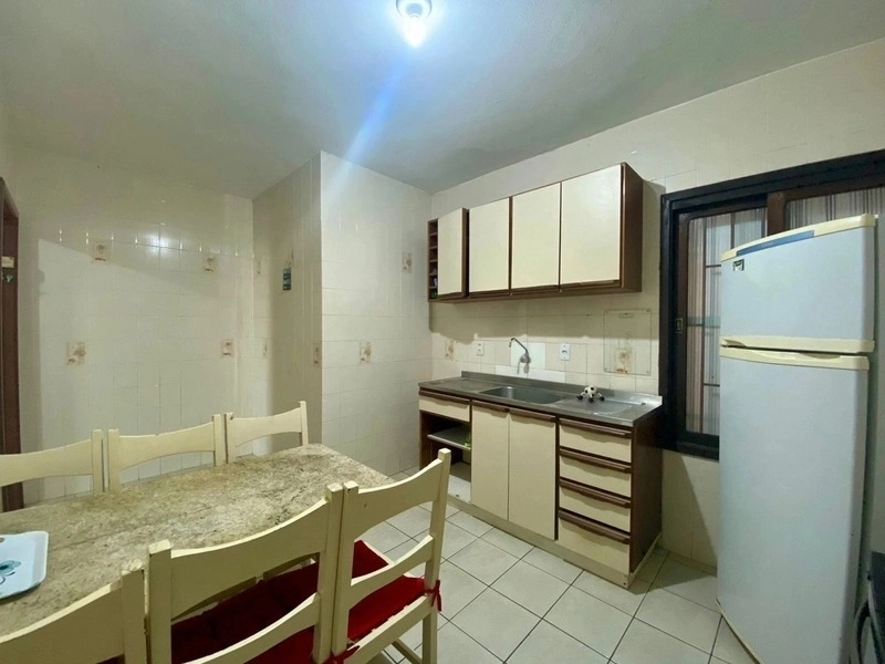 Casa com 3 dormitórios a 2 quadras do mar: 14ª foto da galeria de imagens do imóvel