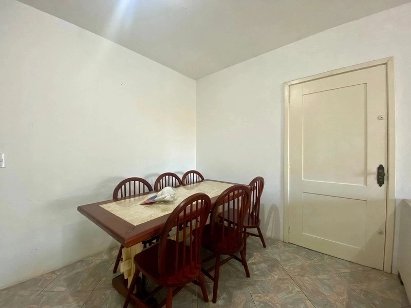 Casa com 3 dormitórios a 2 quadras do mar: 12ª foto da galeria de imagens do imóvel