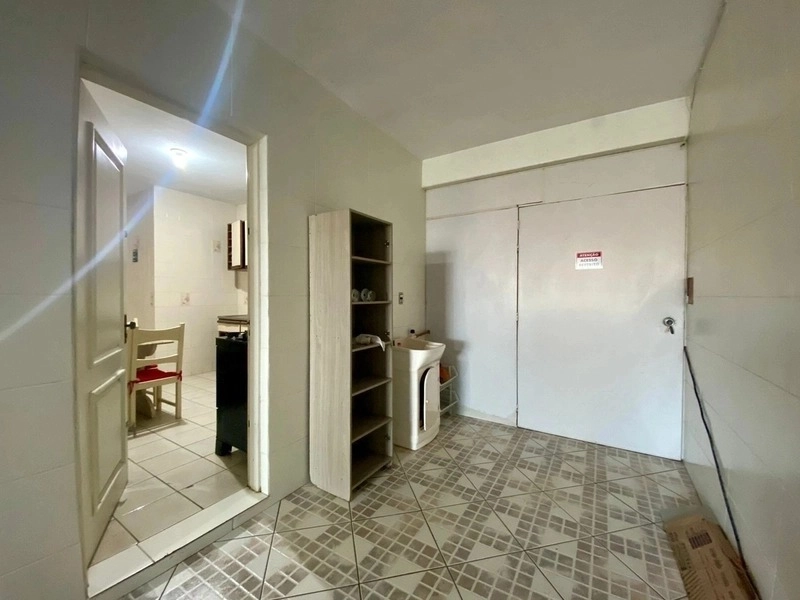 Casa com 3 dormitórios a 2 quadras do mar: 10ª foto da galeria de imagens do imóvel