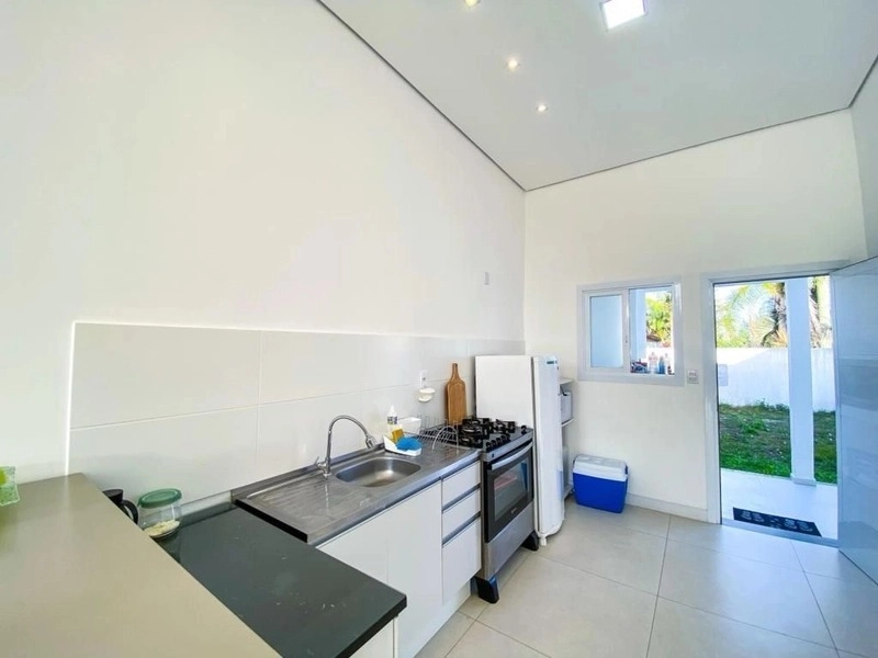 Casa Alto Padrão a 1 quadra do mar: 7ª foto da galeria de imagens do imóvel