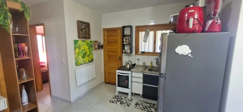 Casa de esquina a duas quadras do mar com 2 dormitórios: 7ª foto da galeria de imagens do imóvel