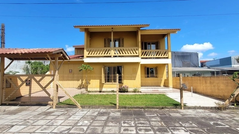 Casa com 3 dormitórios mobiliada na Zona Norte: 1ª foto da galeria de imagens do imóvel