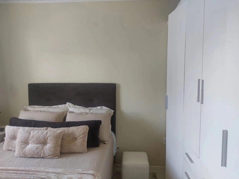 ->Bela Casa com 3 dormitórios - Ótima localização: 6ª foto da galeria de imagens do imóvel