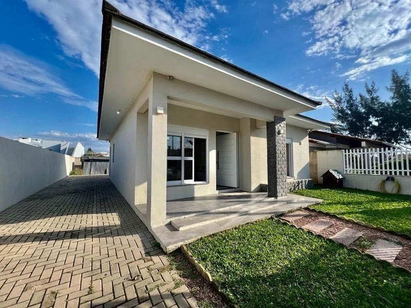 Casa mobiliada com 3 dormitórios na Zona Norte: 1ª foto da galeria de imagens do imóvel