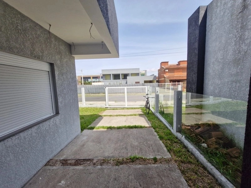 Casa com 2 dormiitórios próxima da praia: 10ª foto da galeria de imagens do imóvel