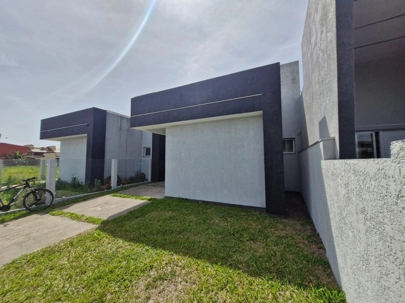 Casa com 2 dormiitórios próxima da praia: 7ª foto da galeria de imagens do imóvel