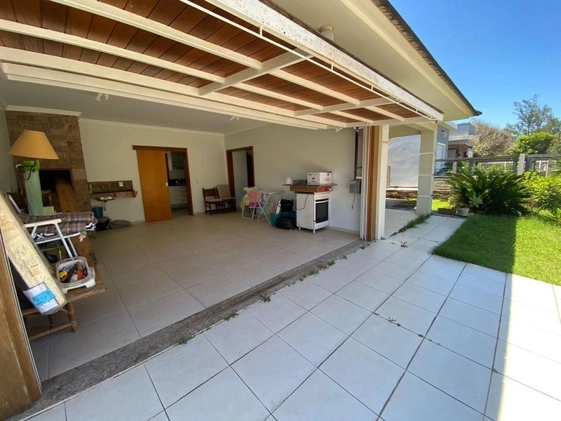 Casa com 3 dormitórios com vista eterna para o mar: 4ª foto da galeria de imagens do imóvel