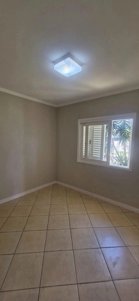 Casa de esquina com 3 dormitórios e área gourmet a 150m da praia: 12ª foto da galeria de imagens do imóvel
