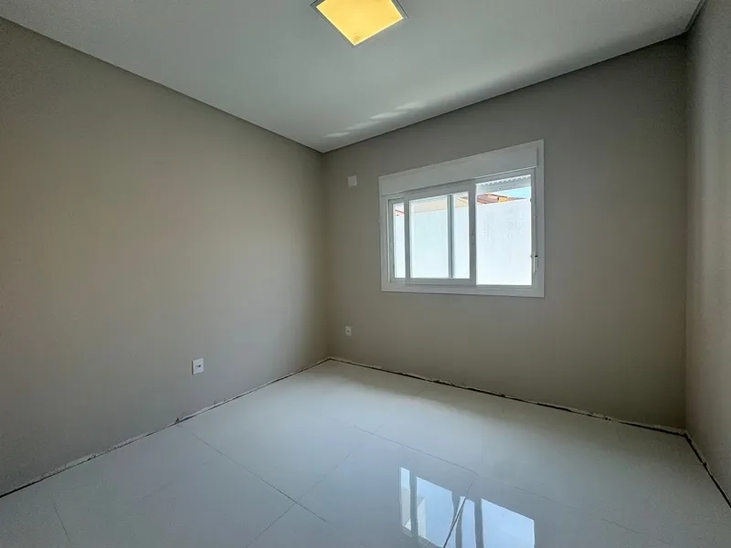 CASA ALTO PADRÃO 3 DORMITÓRIOS PRÓXIMO AO MAR: 11ª foto da galeria de imagens do imóvel