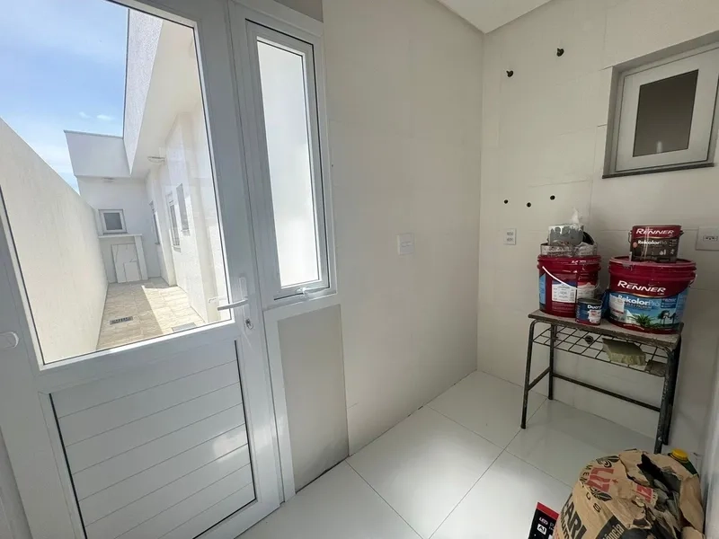 CASA ALTO PADRÃO 3 DORMITÓRIOS PRÓXIMO AO MAR: 8ª foto da galeria de imagens do imóvel