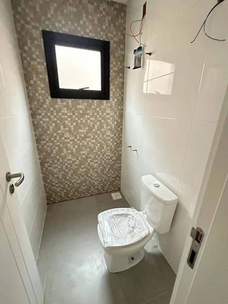 Casa 2 dormitórios apenas 1 quadra do mar: 6ª foto da galeria de imagens do imóvel