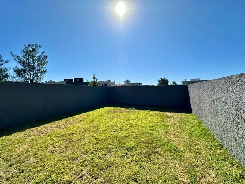 CASA JARDIM BEIRA MAR: 14ª foto da galeria de imagens do imóvel