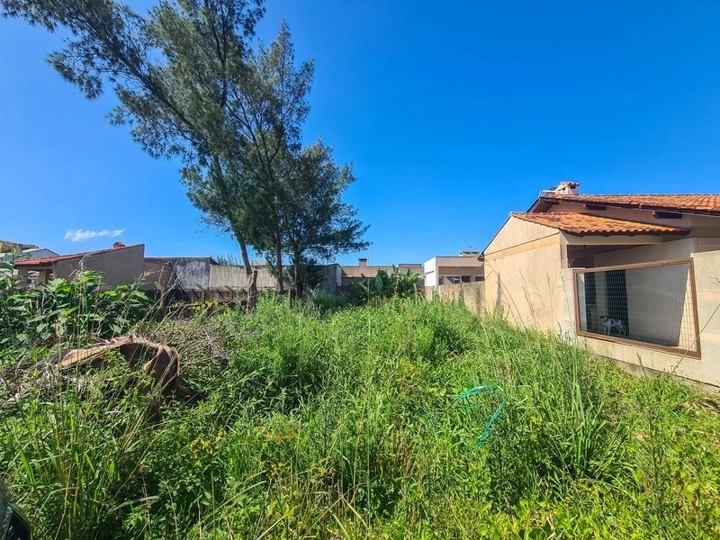 Para investidor - Terreno ideal para construção de geminadas: 1ª foto da galeria de imagens do imóvel