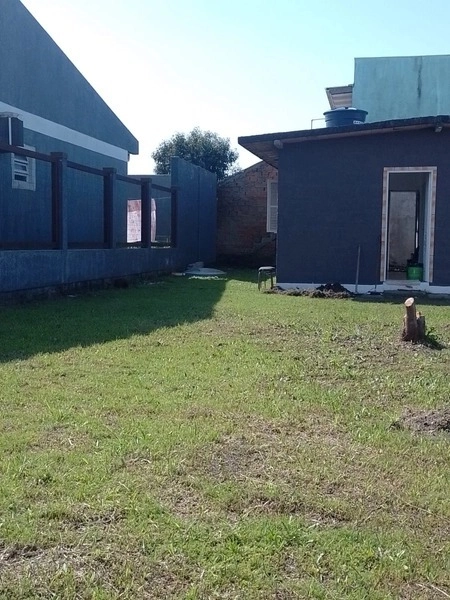 CASA 2 DORMITÓRIOS - TERRENO 300M² - 1 QUADRA DA AV PARAGUASSU: 5ª foto da galeria de imagens do imóvel