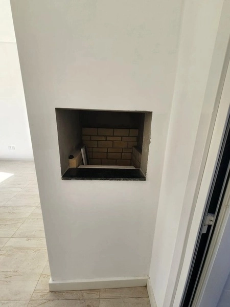 Casa na avenida a menos de 100 metros do mar!: 6ª foto da galeria de imagens do imóvel
