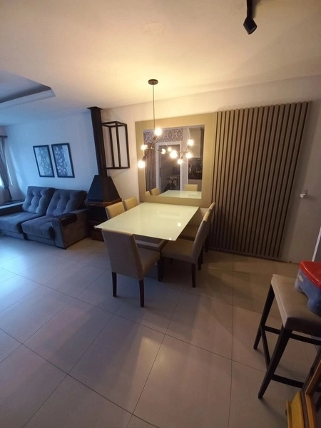 Casa com 3 dormitórios e piscina a 100m da praia no bairro Zona Norte: 5ª foto da galeria de imagens do imóvel