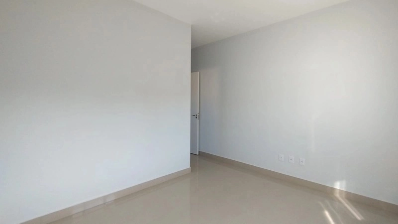 Casa com dois dormitórios próxima a praia: 15ª foto da galeria de imagens do imóvel